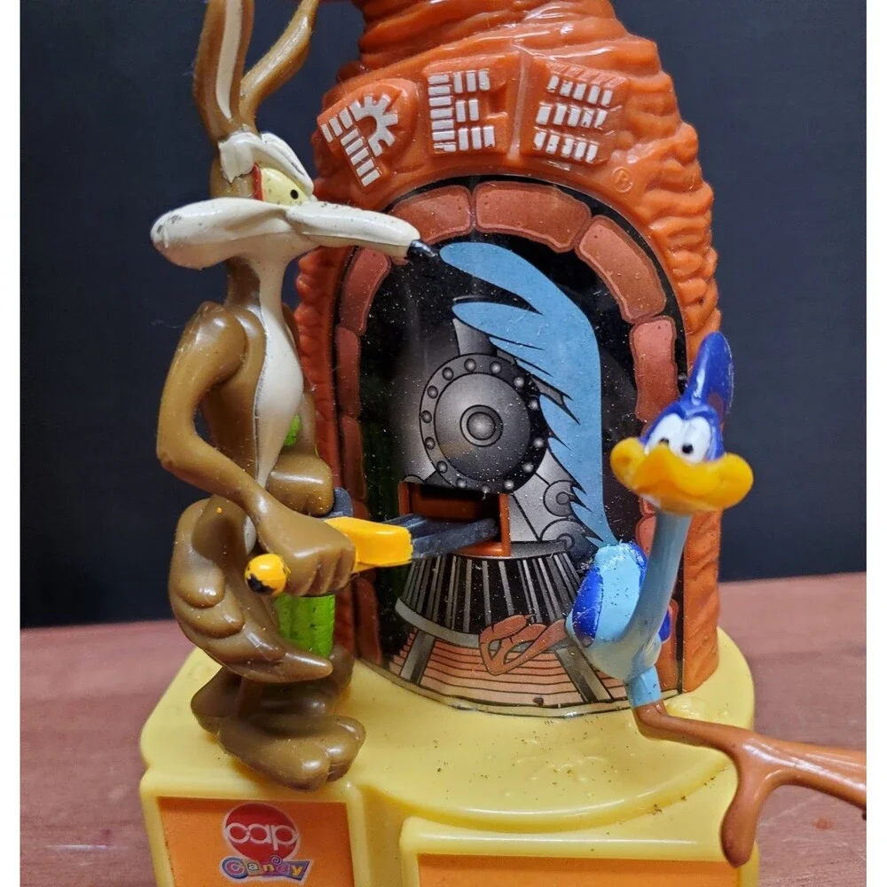 Road Runner Pez Dispenser 1998 Warner Brothers WORKS!